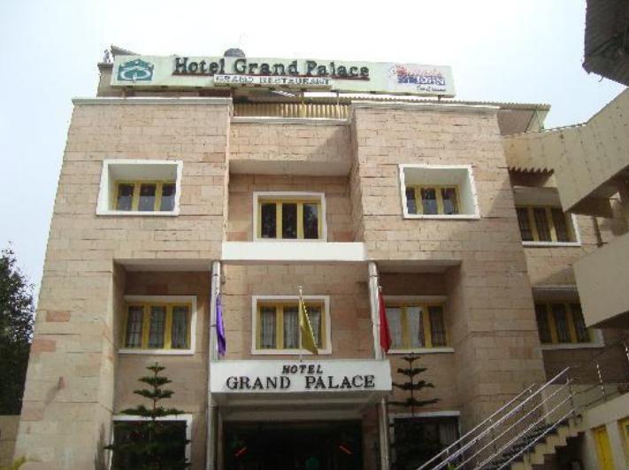 Hotel Grand Palace Kodaikanal Exterior foto